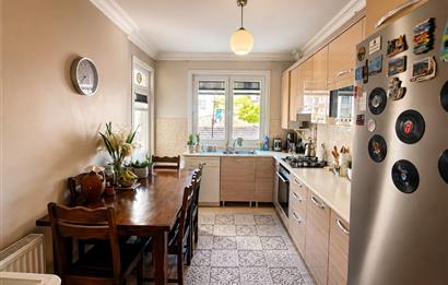 ÇEKMEKÖY TAŞDELEN MANOLYA SİTESİNDE SATILIK 3+1 FIRSAT DAİRE
