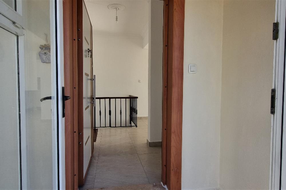 Müstakil  deniz manzaralı dubleks kiralık villa