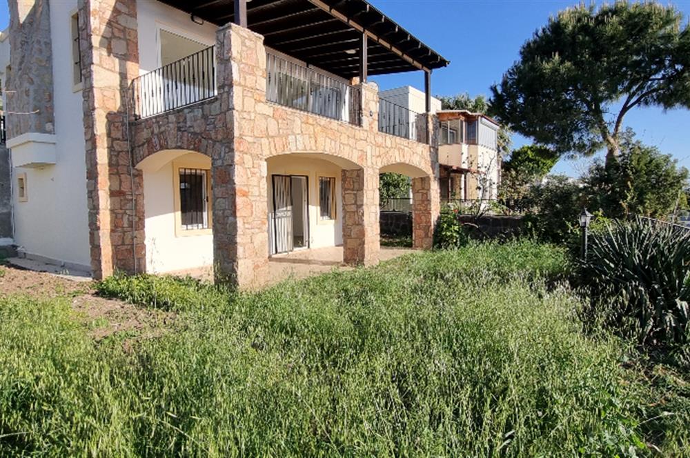Müstakil  deniz manzaralı dubleks kiralık villa