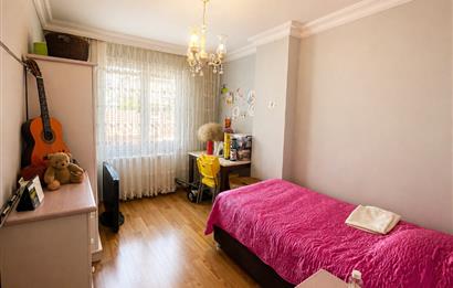 ÇEKMEKÖY TAŞDELEN MANOLYA SİTESİNDE SATILIK 3+1 FIRSAT DAİRE