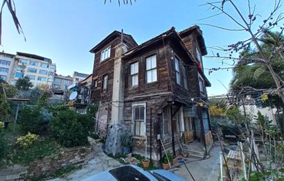 777m² Bahçe içinde, 1900'lerden günümüze korunmuş müstakil konak