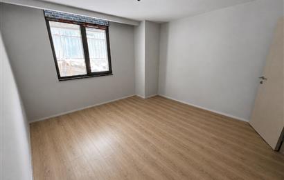 ÇINAR MAHALLESİ'NDE SAHİLE YAKIN ÖN CEPHE 0 BİNA LÜX 2+1