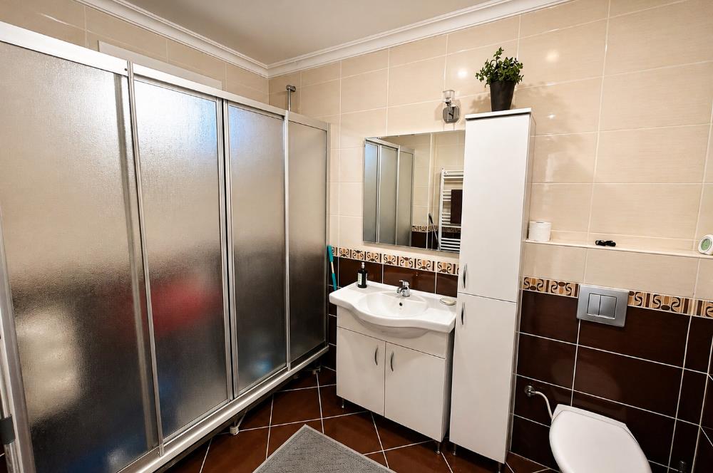 ÇEKMEKÖY TAŞDELEN MANOLYA SİTESİNDE SATILIK 3+1 FIRSAT DAİRE
