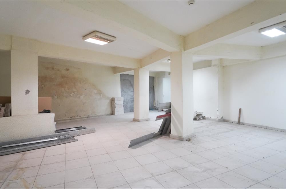C21 BAL'DAN ÇARŞI MERKEZDE TİCARİ İMARLI KOMPLE BİNA