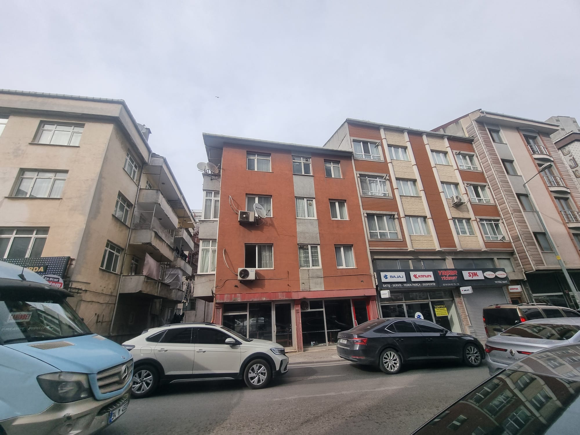 ÜMRANİYE MİTHATPAŞA CADDESİ SATILIK