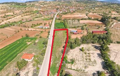 C21 LOFT'TAN PAMUKKALE AKÇAPINAR KÖYİÇİ 3.080 M² SATILIK TARLA