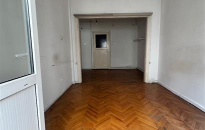 GÜMÜŞSUYUNDA SATILIK 1+1,5 BALKONLU AİRNB UYGUN SATILIK DAİRE