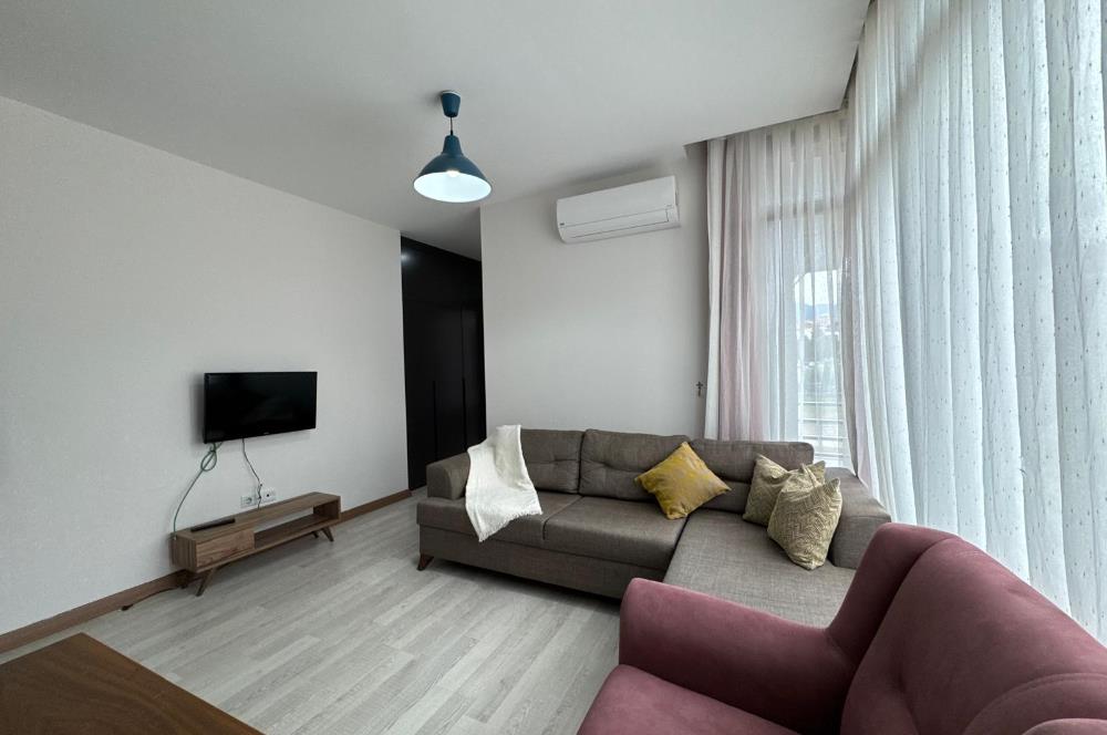 C21 LOFT'TAN FORUM STARBUCKS ARKASINDA 1+1 KİRALIK APART