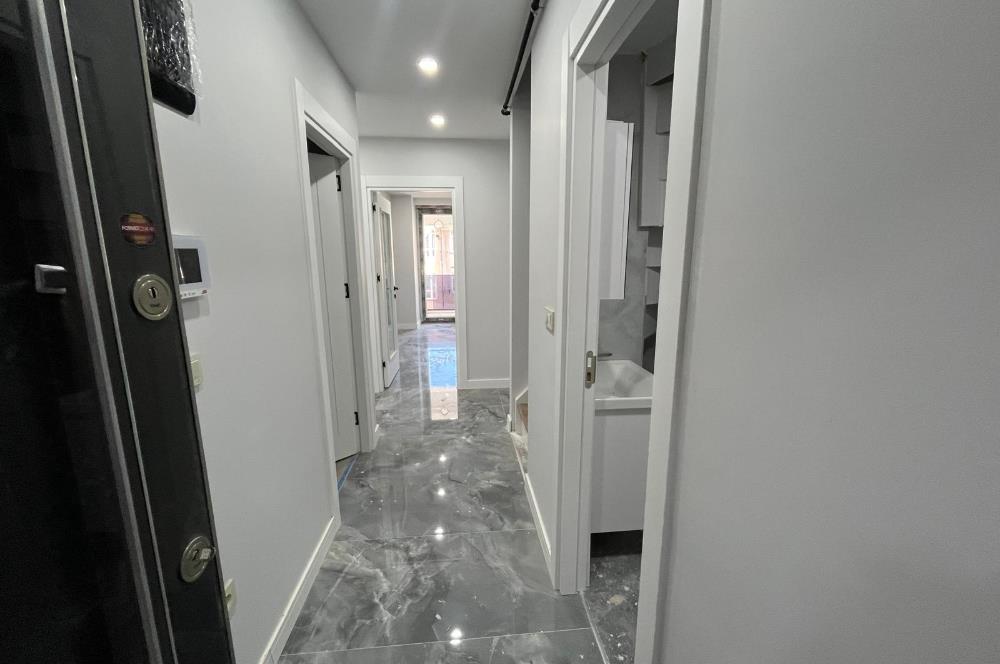 Küçükyalı Merkezde Sıfır Modern Teraslı 3+2 Satılık Dubleks