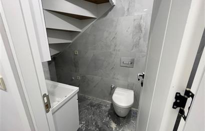 Küçükyalı Merkezde Sıfır Modern Teraslı 3+2 Satılık Dubleks