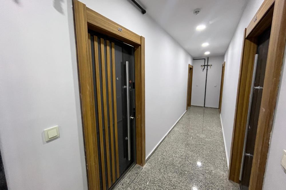 Küçükyalı Merkezde Sıfır Modern Teraslı 3+2 Satılık Dubleks