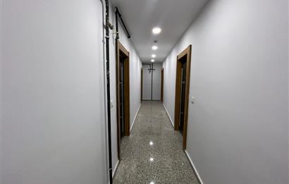 Küçükyalı Merkezde Sıfır Modern Teraslı 3+2 Satılık Dubleks