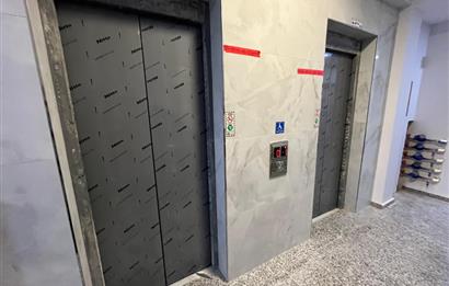 Küçükyalı Merkezde Sıfır Modern Teraslı 3+2 Satılık Dubleks