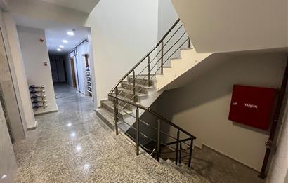 Küçükyalı Merkezde Sıfır Modern Teraslı 3+2 Satılık Dubleks