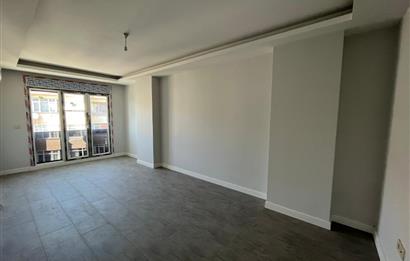 Küçükyalı Merkezde Sıfır Modern Teraslı 3+2 Satılık Dubleks