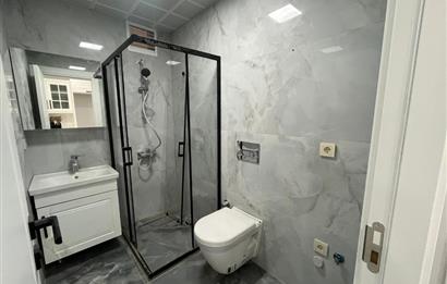 Küçükyalı Merkezde Sıfır Modern Teraslı 3+2 Satılık Dubleks