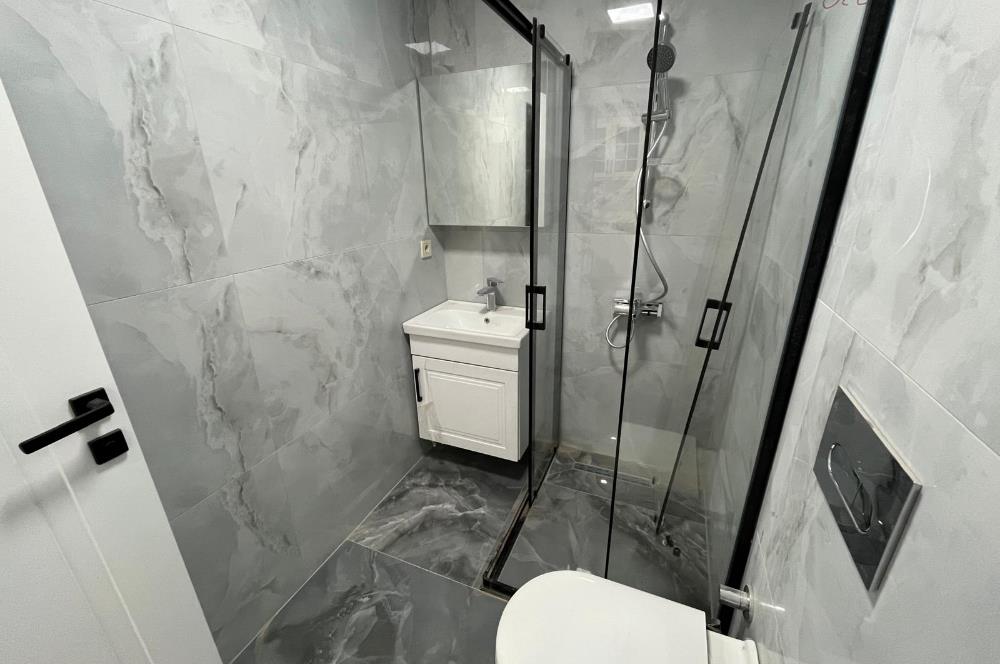 Küçükyalı Merkezde Sıfır Modern Teraslı 3+2 Satılık Dubleks