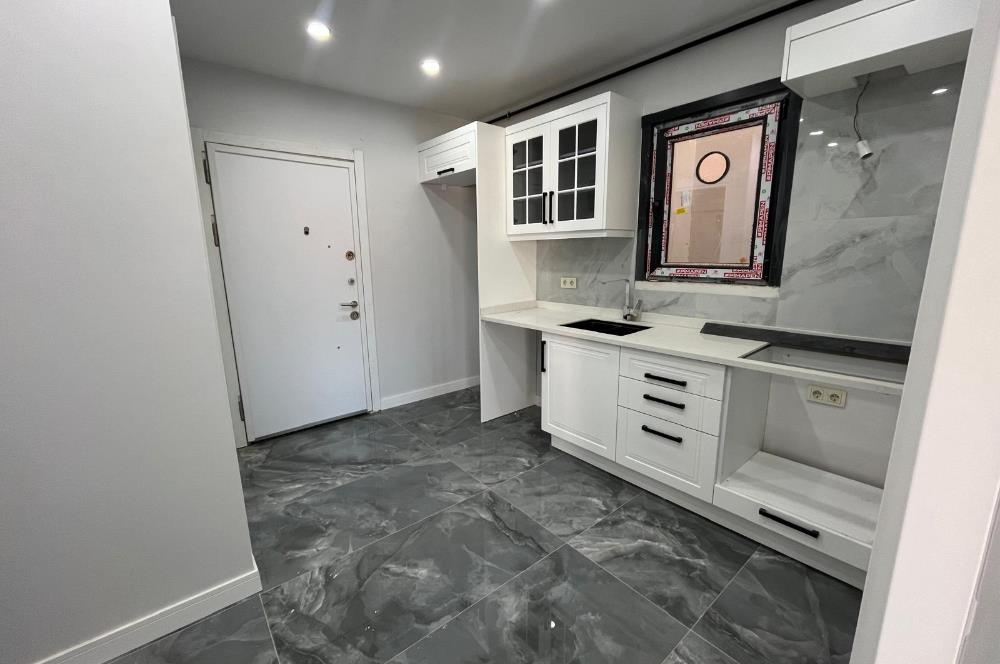 Küçükyalı Merkezde Sıfır Modern Teraslı 3+2 Satılık Dubleks