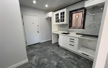 Küçükyalı Merkezde Sıfır Modern Teraslı 3+2 Satılık Dubleks