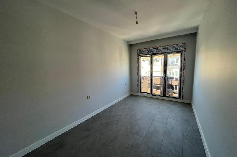 Küçükyalı Merkezde Sıfır Modern Teraslı 3+2 Satılık Dubleks