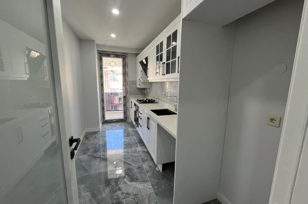 Küçükyalı Merkezde Sıfır Modern Teraslı 3+2 Satılık Dubleks