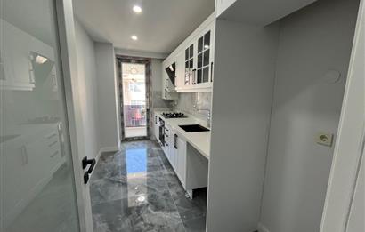 Küçükyalı Merkezde Sıfır Modern Teraslı 3+2 Satılık Dubleks