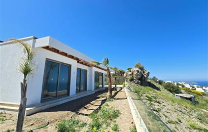 Bodrum Yalıkavak Panaromik deniz manzaralı satılık tek kat sıfır villa