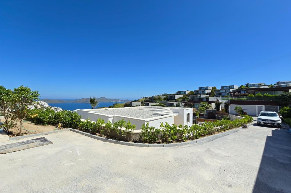 Bodrum Yalıkavak Panaromik deniz manzaralı satılık tek kat sıfır villa