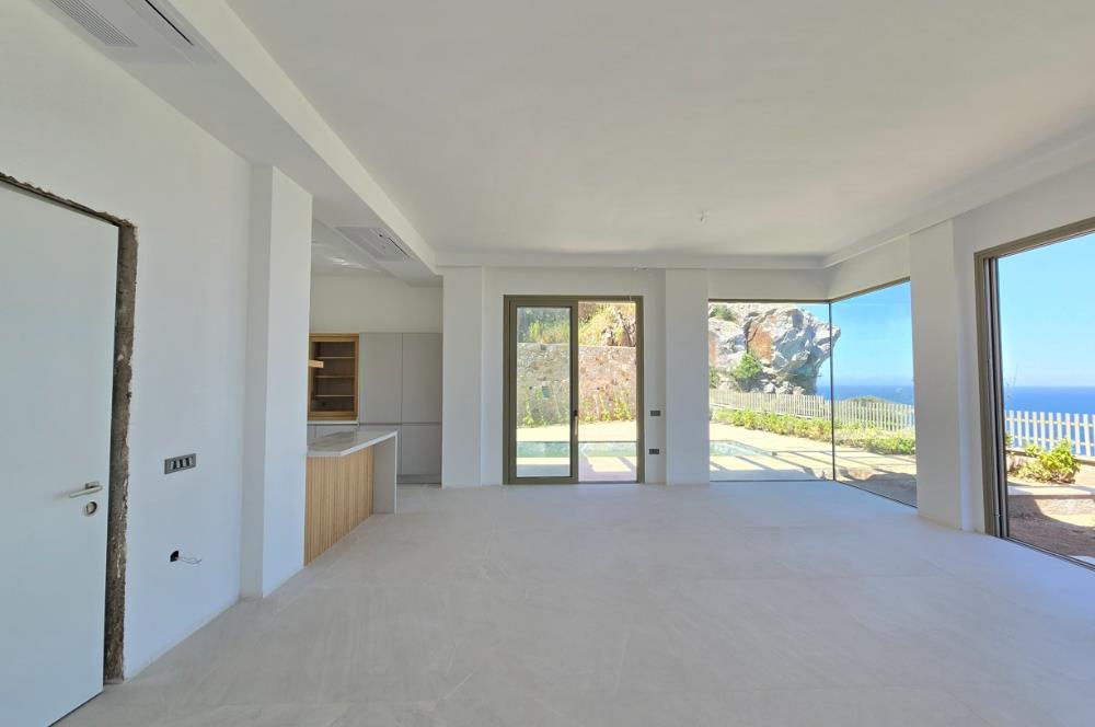 Bodrum Yalıkavak Panaromik deniz manzaralı satılık tek kat sıfır villa