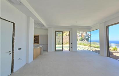 Bodrum Yalıkavak Panaromik deniz manzaralı satılık tek kat sıfır villa