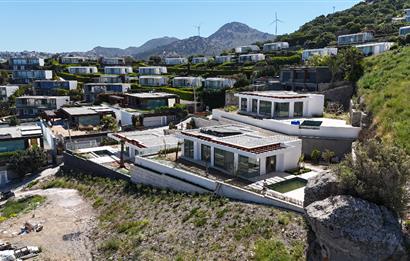Bodrum Yalıkavak Panaromik deniz manzaralı satılık tek kat sıfır villa