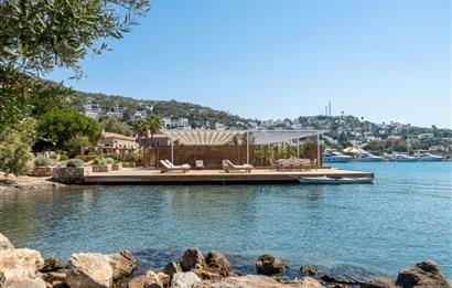 Bodrum Türkbükü Deniz Manzaralı Plaj Kullanımlı 2+2 Tripleks