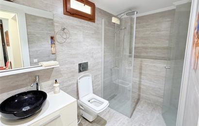 Bodrum Türkbükü Deniz Manzaralı Plaj Kullanımlı 2+2 Tripleks