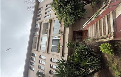 Sarıyer Reşitpaşa’da bulunan Gümüşevler Sitesi’nde 3+1 Kiralık Daire 