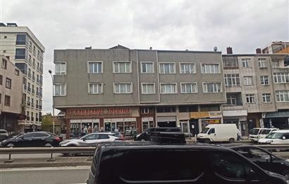 Merkezi Lokasyon! Çakmakta Hem Oturumluk Hem Ticari Uygun Bina