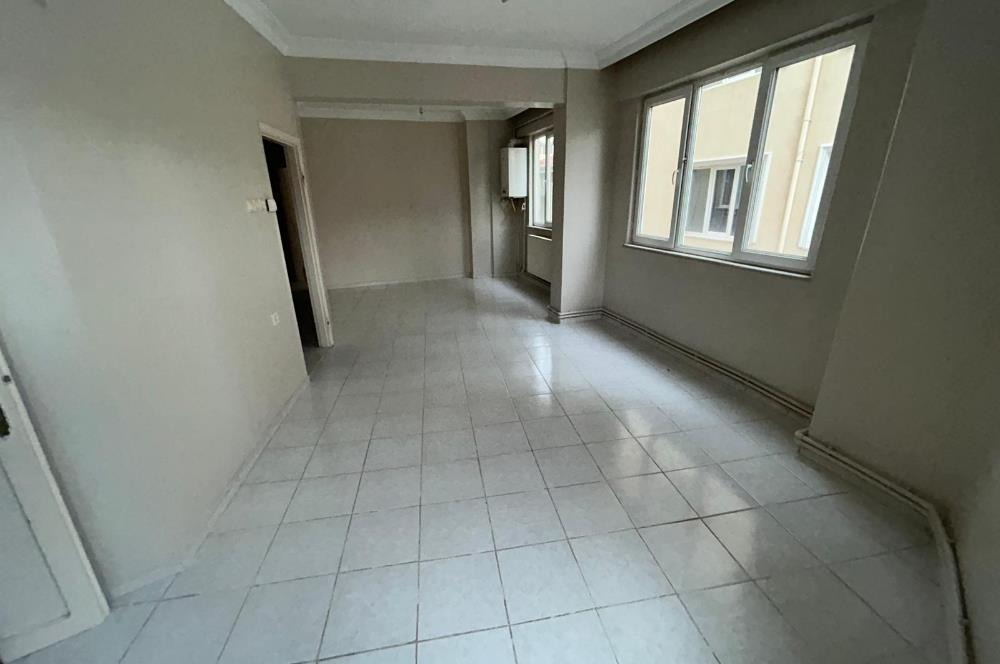 C21 BAL'DAN ÇARŞIDA İNCİRLİ CAMİ YANI ARA KAT 2+1 KİRALIK DAİRE