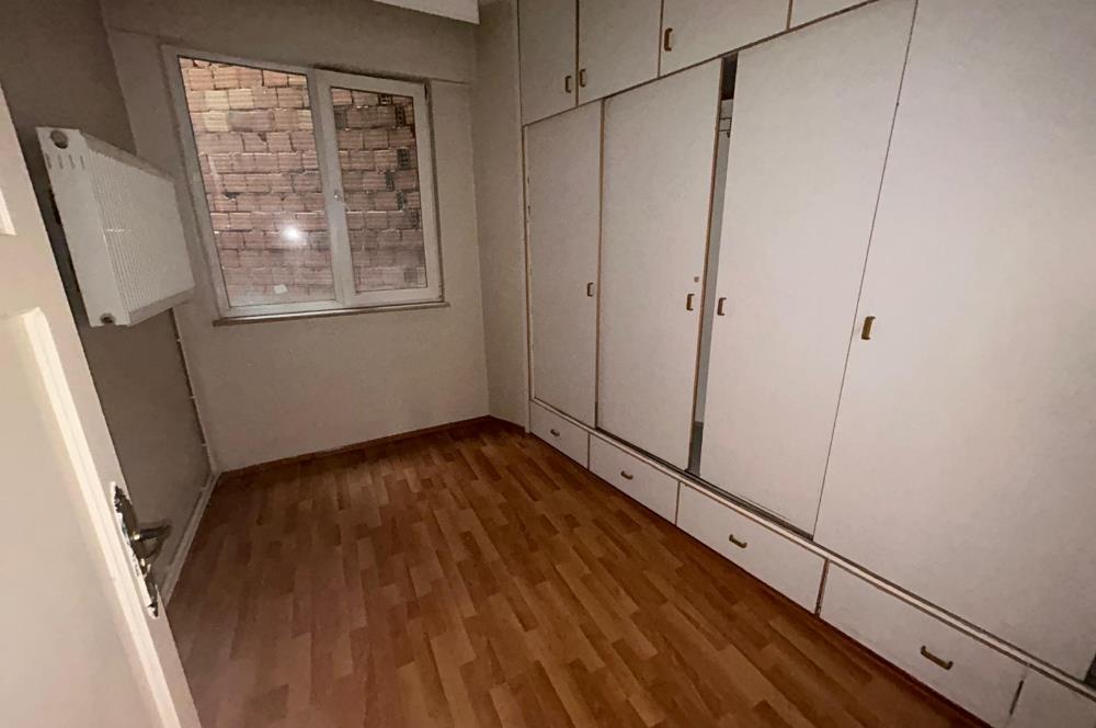 C21 BAL'DAN ÇARŞIDA İNCİRLİ CAMİ YANI ARA KAT 2+1 KİRALIK DAİRE