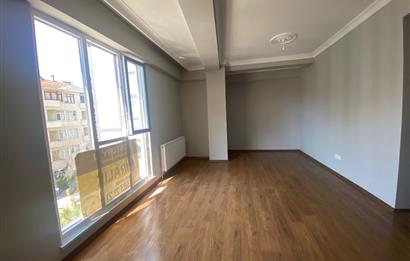 HASTANE VE ADLİYE YAKININDA OFİS KULLANIMINA UYGUN KİRALIK 2+1