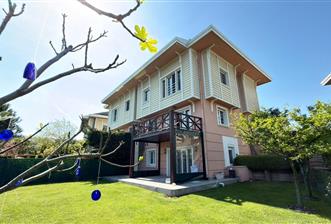 Doğa Evlerinde Geniş Bahçeli Kiralık Villa - 10 - 32561