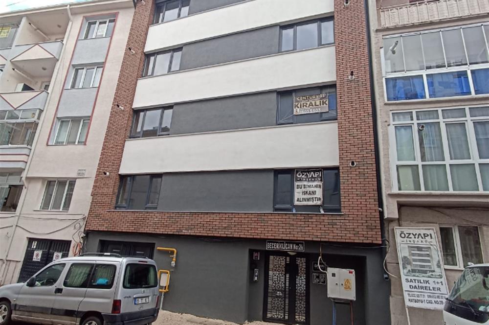 CENTURY 21 VİZYON'DAN ÖMERAĞA MAH. KİRALIK 1+1 SIFIR DAİRE 