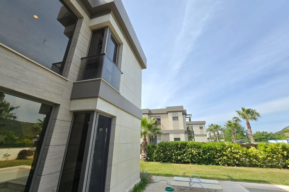 Bodrum / Türkbükü /Gölköy Denize 244 metre Eşyalı Kiralık Site içi Müstakil Villa