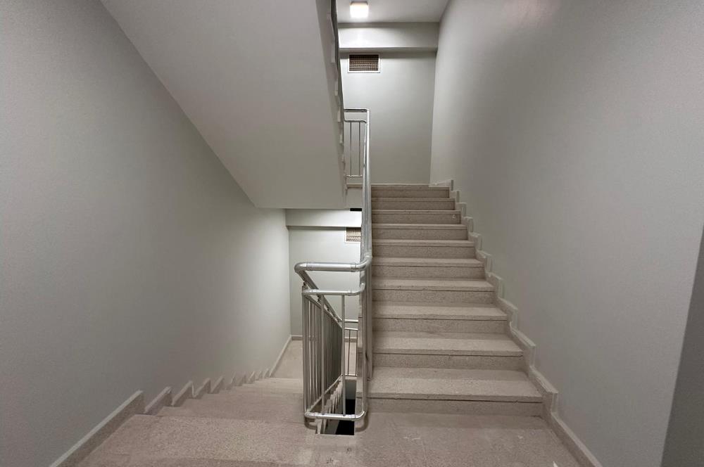 C21 ROOF'DAN YENİ FİKİRTEPE 10.ETAP KAPALI MUTFAK 2+1 KİRALIK