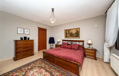 ZEKERİYAKÖY GARANTİ KOZA VİLLASI 6+2 BAKIMLI VE GENİŞ BAHÇELİ