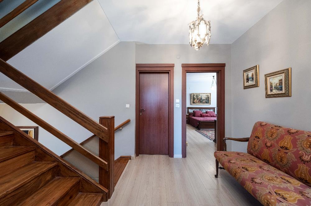 ZEKERİYAKÖY GARANTİ KOZA VİLLASI 6+2 BAKIMLI VE GENİŞ BAHÇELİ