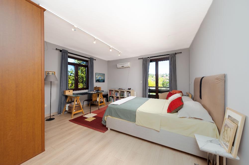 ZEKERİYAKÖY GARANTİ KOZA VİLLASI 6+2 BAKIMLI VE GENİŞ BAHÇELİ