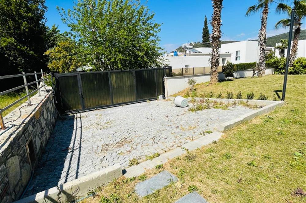 Bodrum / Türkbükü /Gölköy Denize 244 metre Eşyalı Kiralık Site içi Müstakil Villa