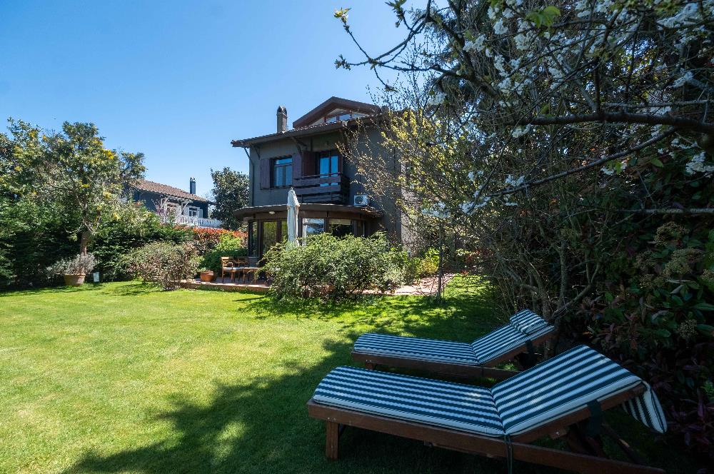 ZEKERİYAKÖY GARANTİ KOZA VİLLASI 6+2 BAKIMLI VE GENİŞ BAHÇELİ