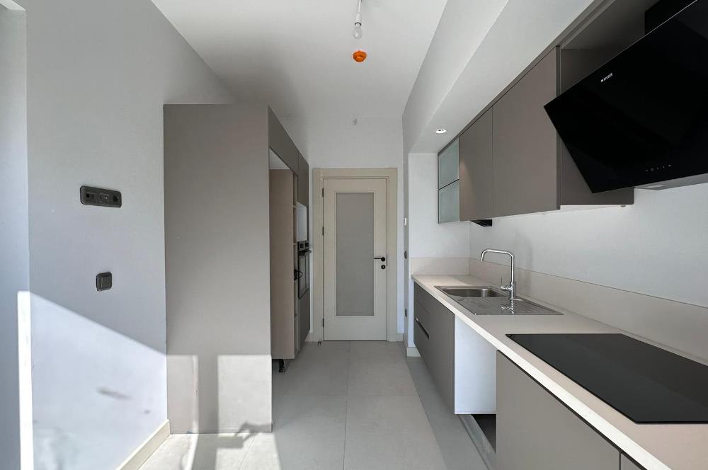 C21 ROOF'DAN YENİ FİKİRTEPE 10.ETAP KAPALI MUTFAK 2+1 KİRALIK