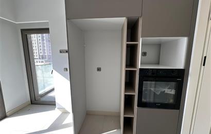 C21 ROOF'DAN YENİ FİKİRTEPE 10.ETAP KAPALI MUTFAK 2+1 KİRALIK