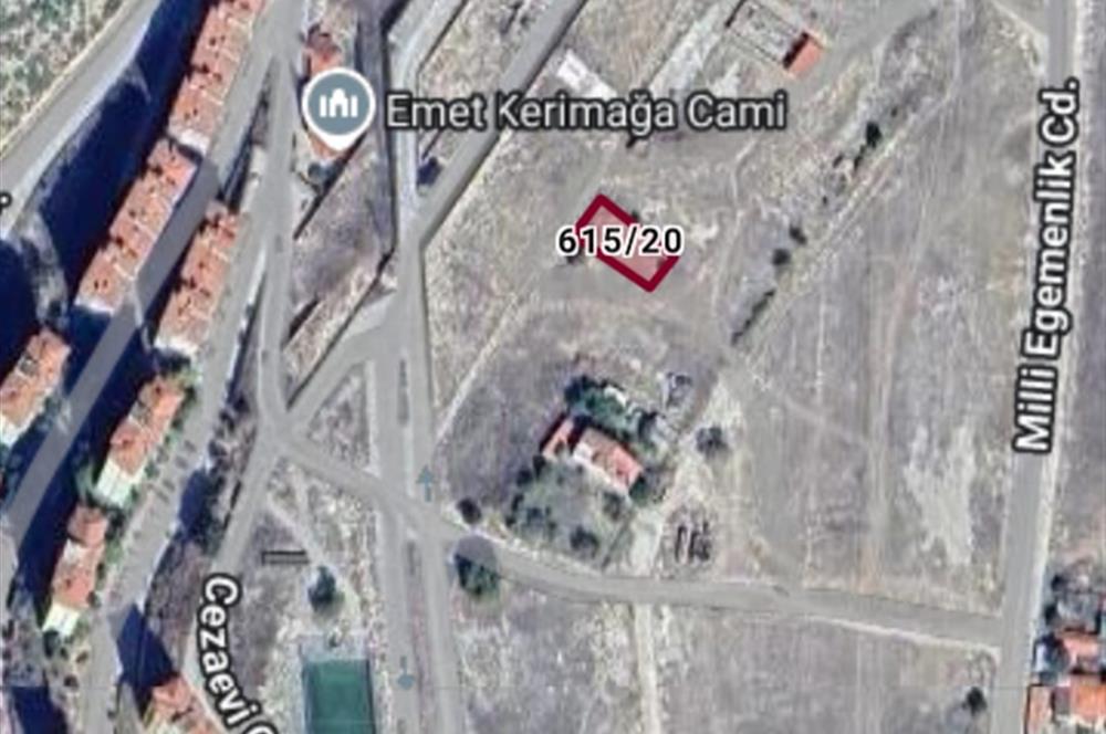 C21 BAL'DAN KÜTAHYA EMET ESENTEPE MAH.DE SATILIK 375 M2 ARSA